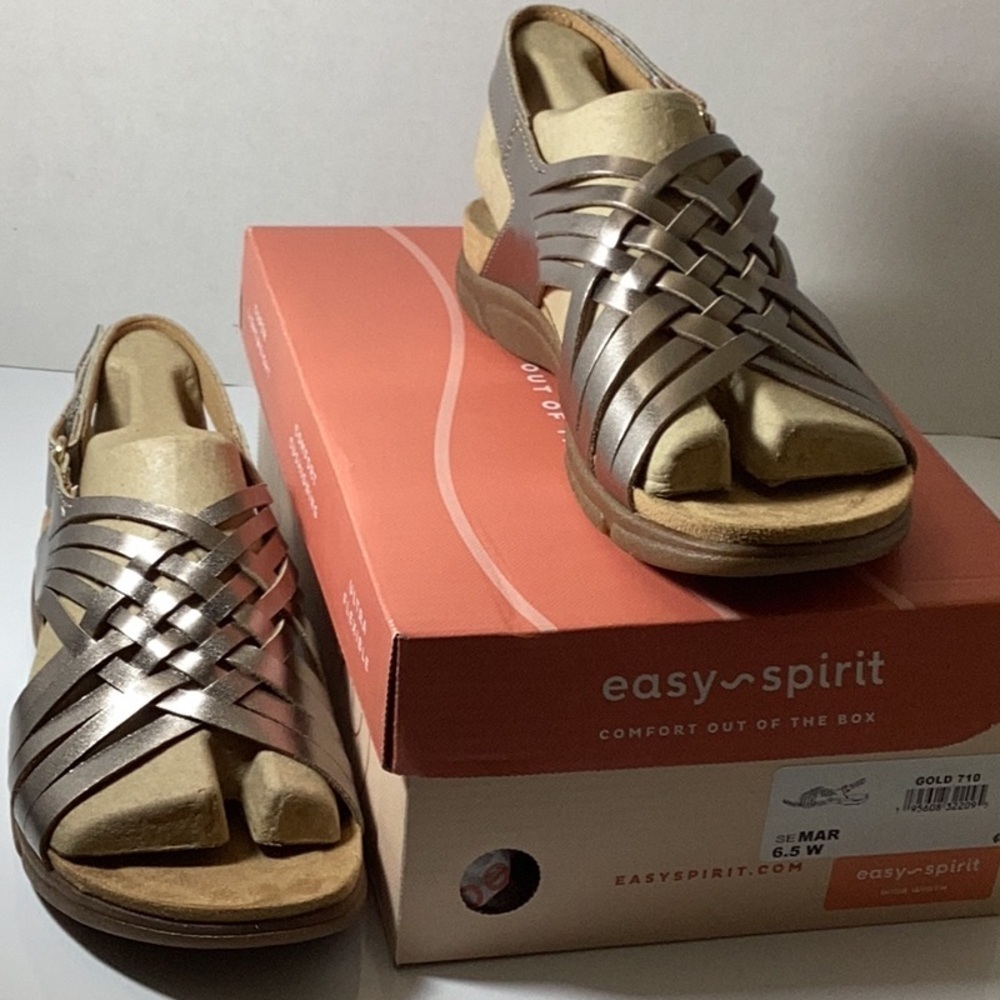 Easy Spirit Women's Mar Sandals - Picture 7 of 9